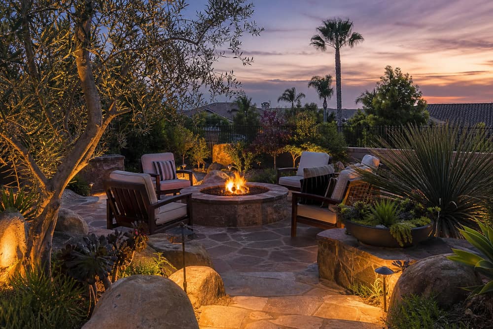 Fire pit & lighting